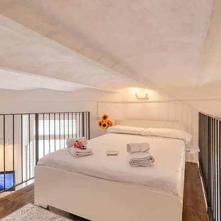 Maison Brumani - Happy Apartamento *